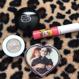 Edward Scissorhands Compact Mirror + Free Makeup!